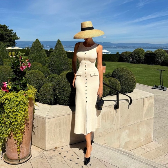 MESHKI SAWYER DRESS IN CREAM - Picture 2 of 16